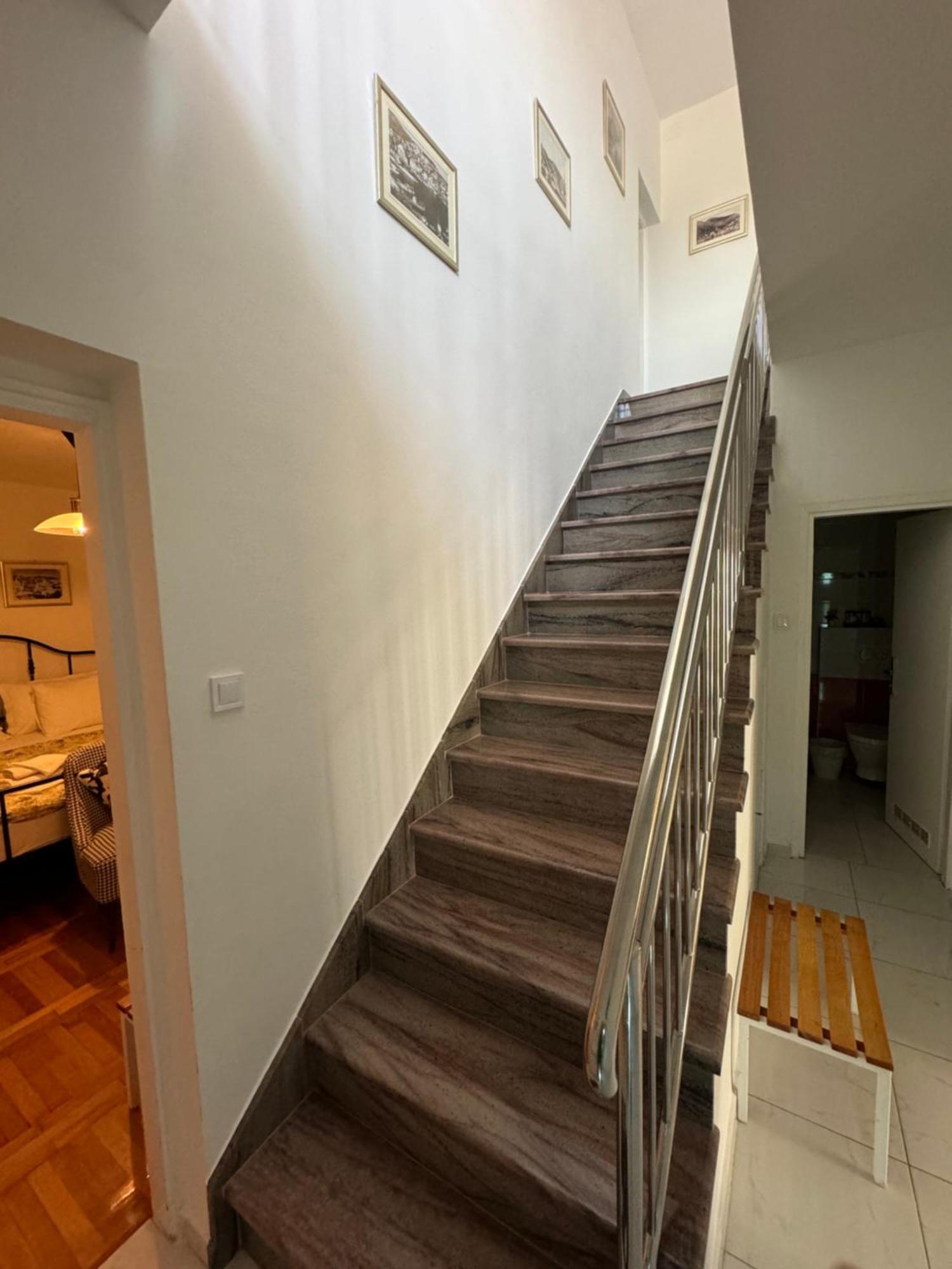 House Erin, Hvar Vakantiehuis *
