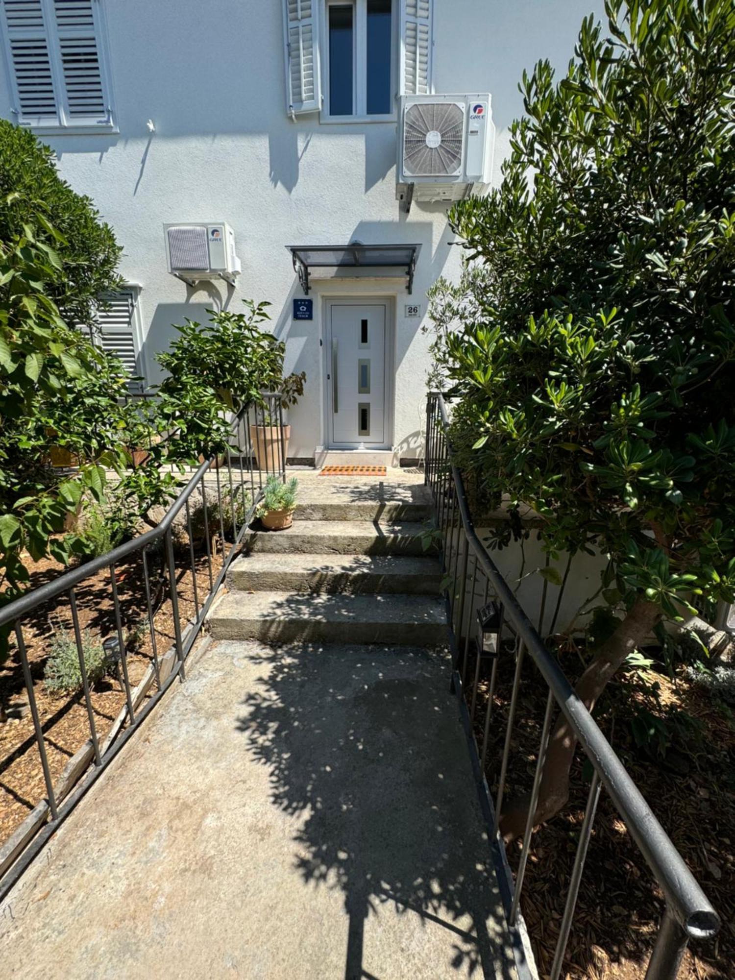 House Erin Tara Sigrid, Hvar * Hvar Town